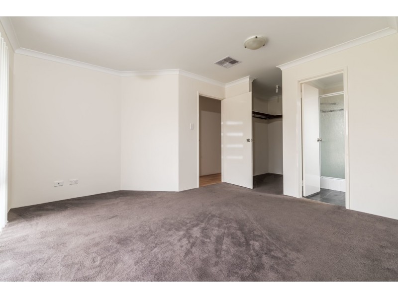 6 Atkinson Way, Canning Vale WA 6155