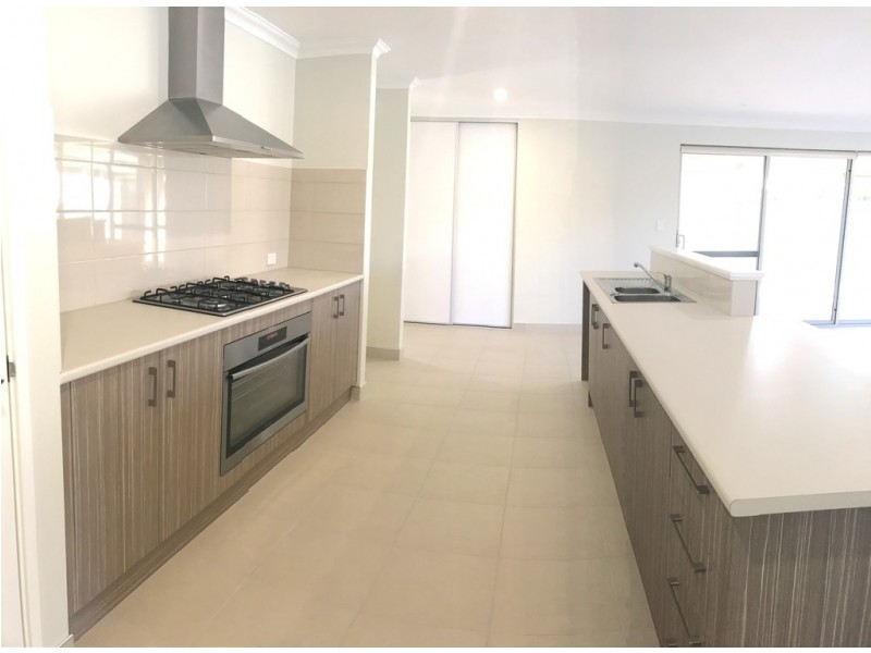 19 Appledore Street, Beckenham WA 6107