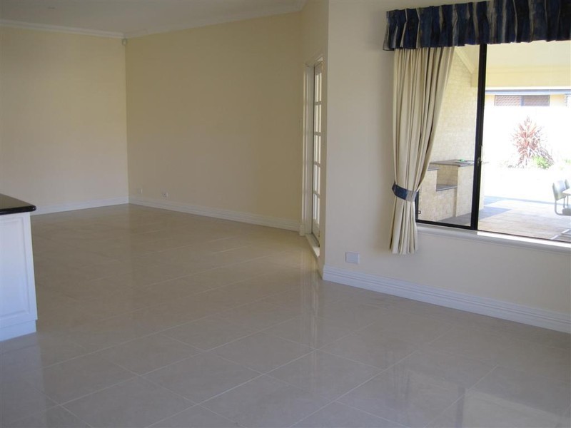 12 McInnes Way, Canning Vale WA 6155