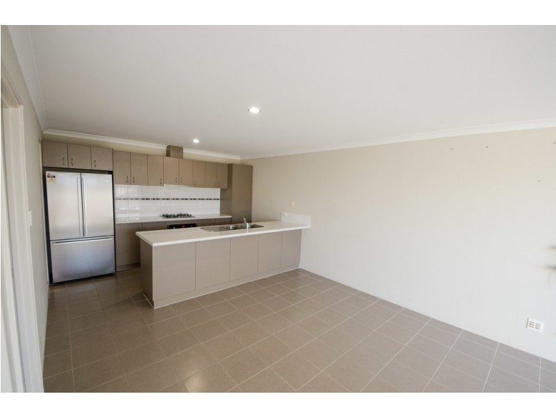 1/37 Oman Pass, Canning Vale WA 6155