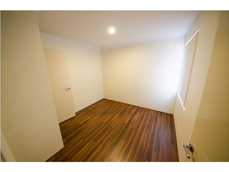 1/37 Oman Pass, Canning Vale WA 6155