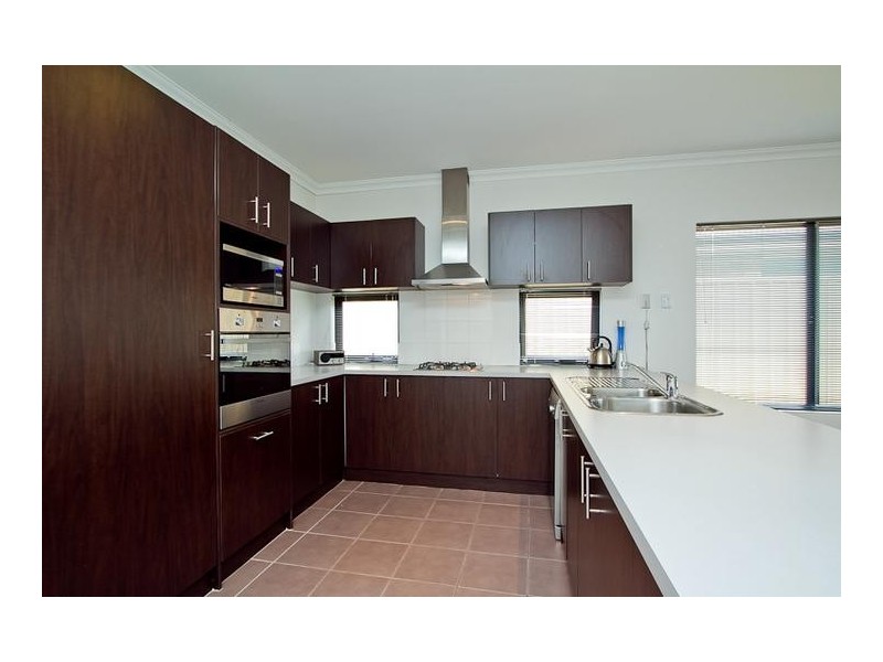 4 Bradshaw Street, Canning Vale WA 6155