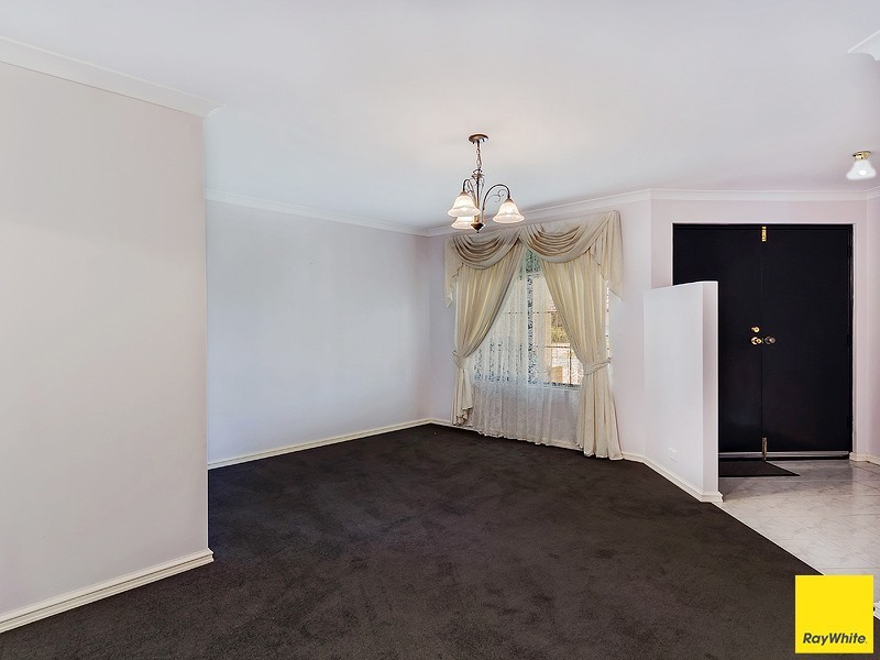 18 Madden Place, Huntingdale WA 6110