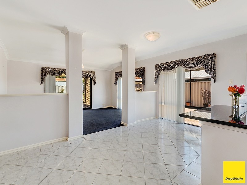 18 Madden Place, Huntingdale WA 6110