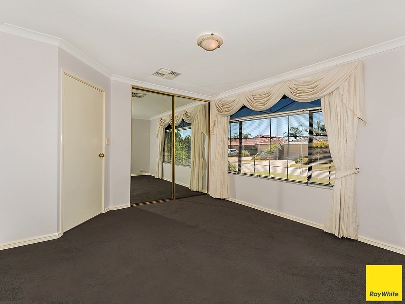 18 Madden Place, Huntingdale WA 6110