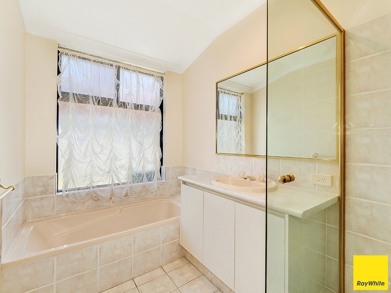 18 Madden Place, Huntingdale WA 6110