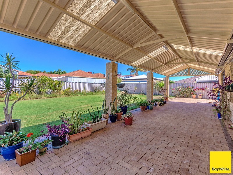 18 Madden Place, Huntingdale WA 6110