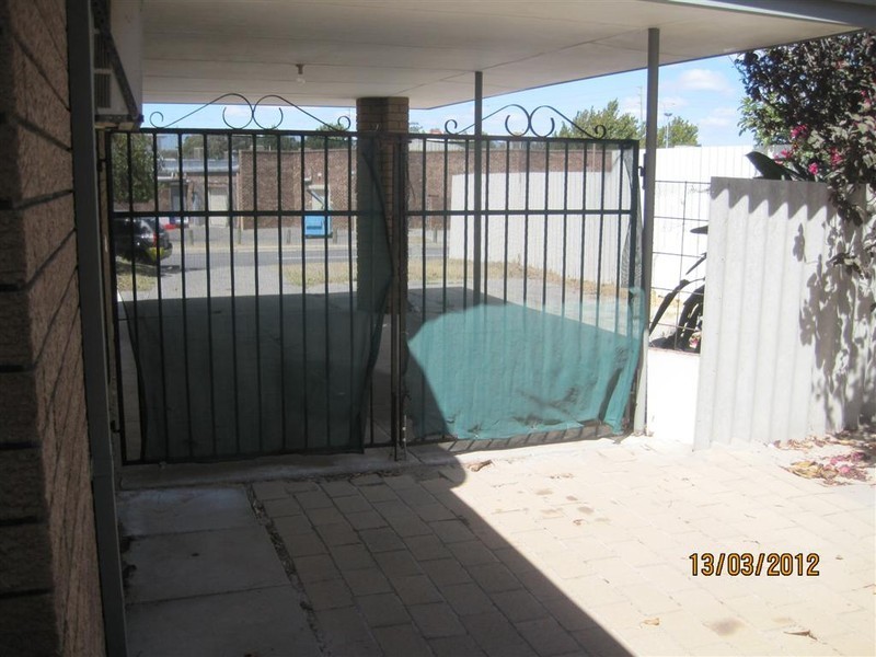14 Southdown Place, Thornlie WA 6108