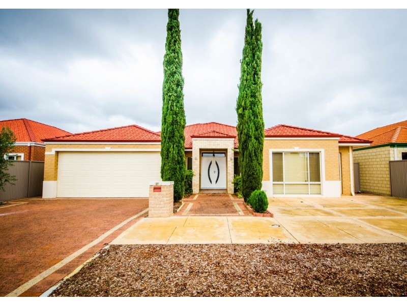 17 Millstream Drive, Southern River WA 6110