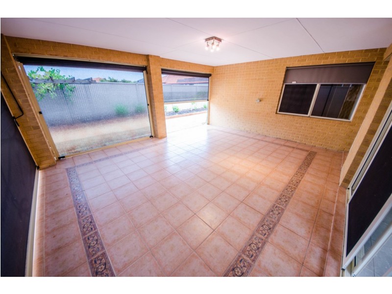 17 Millstream Drive, Southern River WA 6110