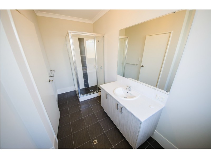 9 Tullis Grove, Southern River WA 6110