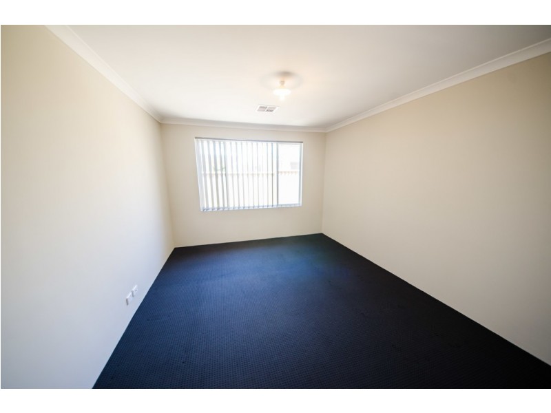 9 Tullis Grove, Southern River WA 6110