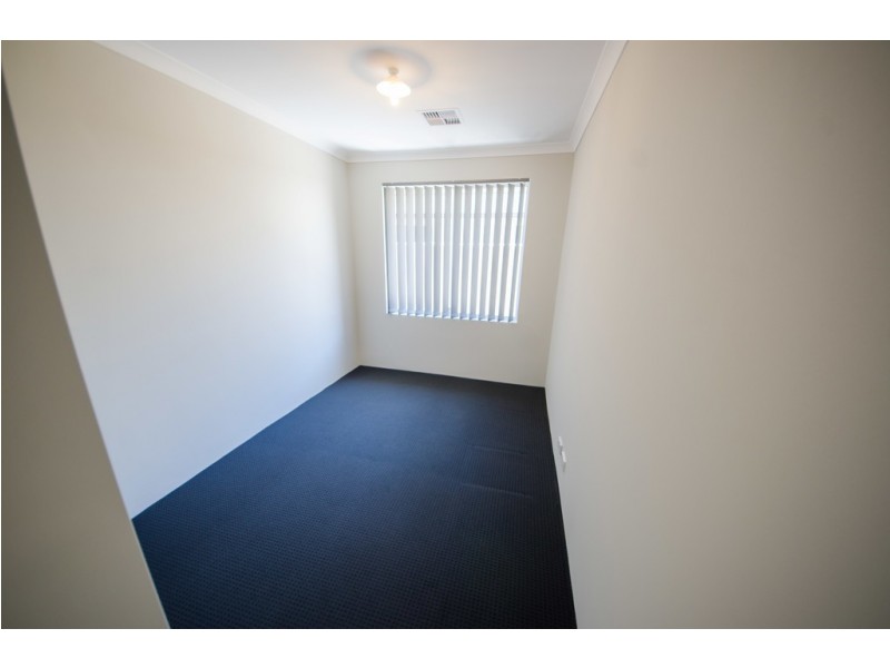 9 Tullis Grove, Southern River WA 6110