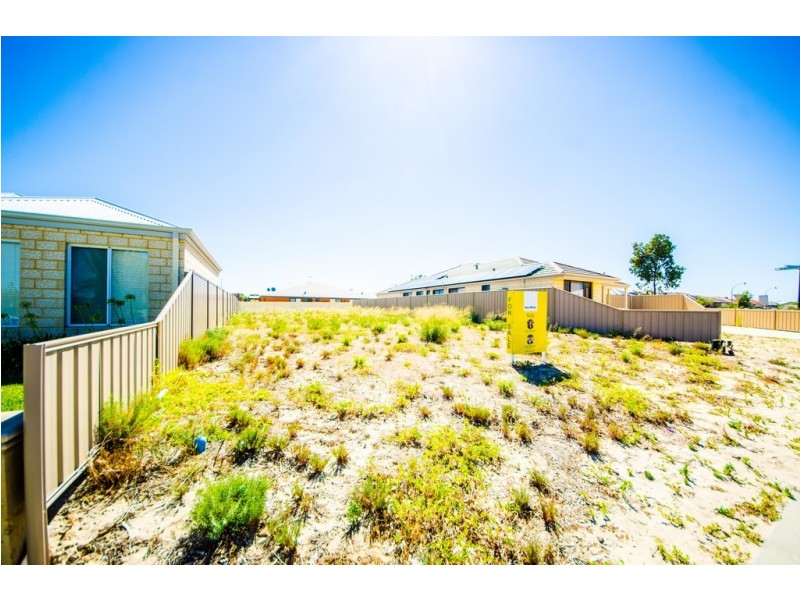 3 Bordeaux Parade, Piara Waters WA 6112