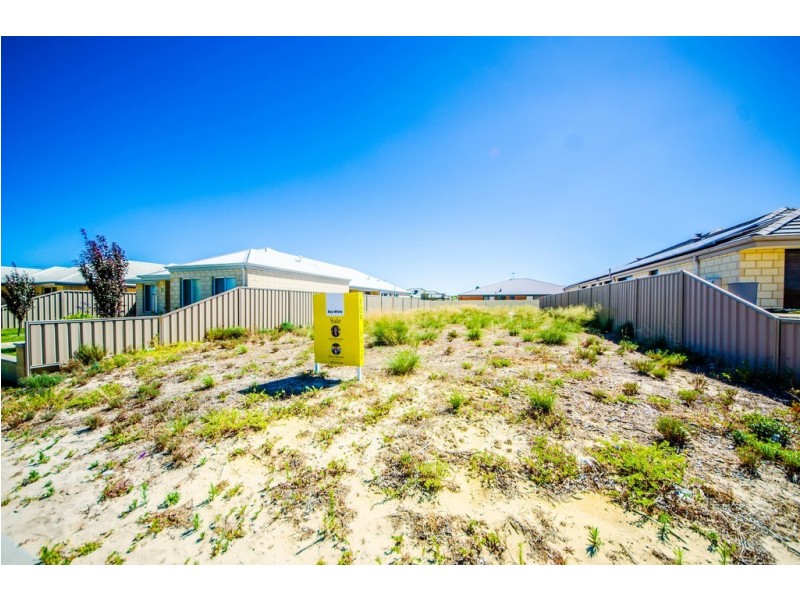 3 Bordeaux Parade, Piara Waters WA 6112