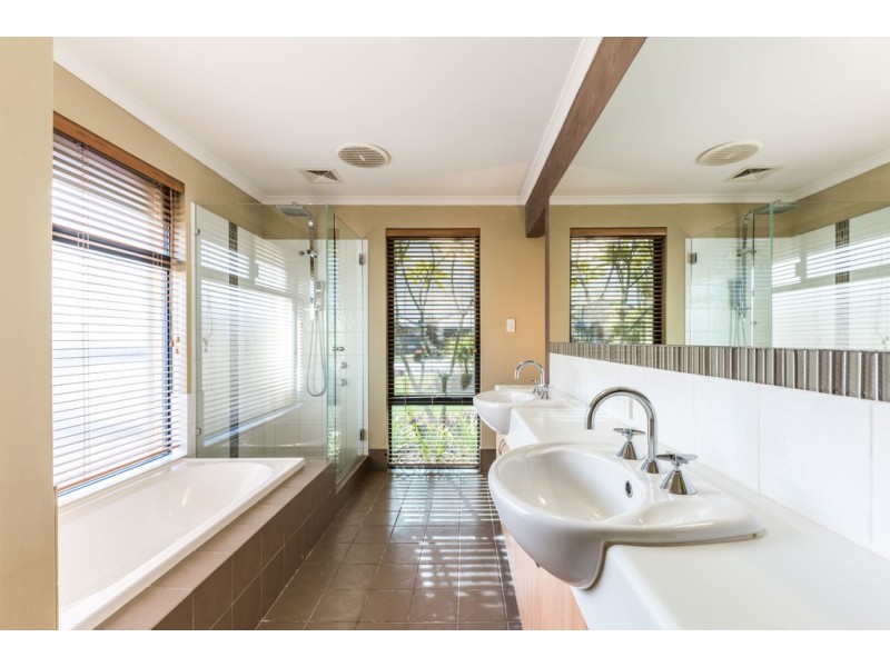 49 Walkingdale Promenade, Southern River WA 6110