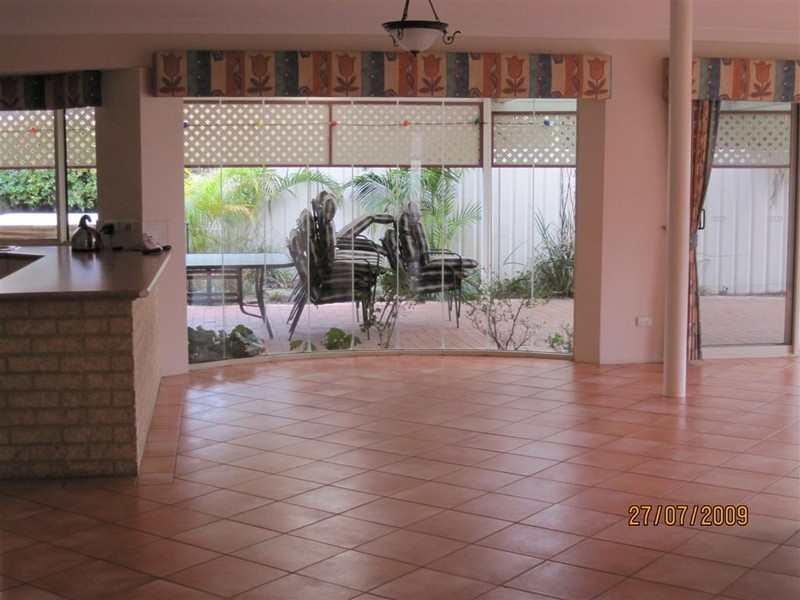 14 Solway Green, Canning Vale WA 6155