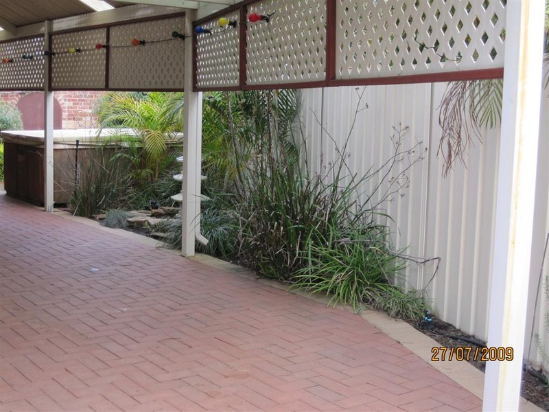 14 Solway Green, Canning Vale WA 6155