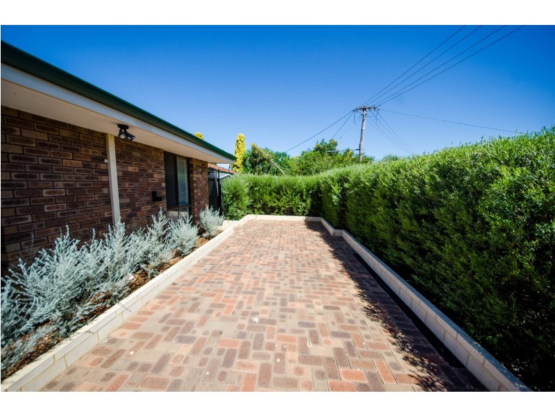 31 Dealy Close, Cannington WA 6107