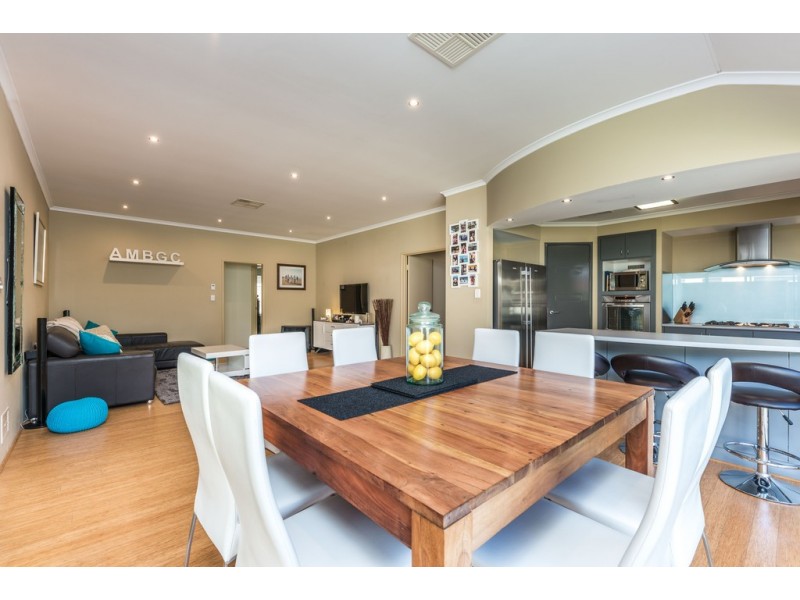 49 Walkingdale Promenade, Southern River WA 6110