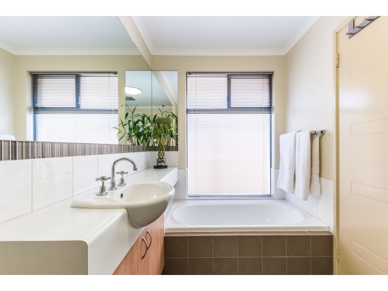 49 Walkingdale Promenade, Southern River WA 6110