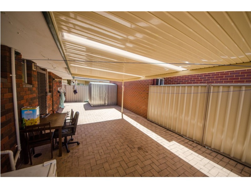8A Brixton Street, Beckenham WA 6107