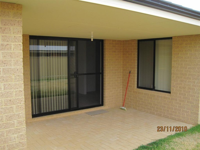 35 Korcula Boulevard, Canning Vale WA 6155