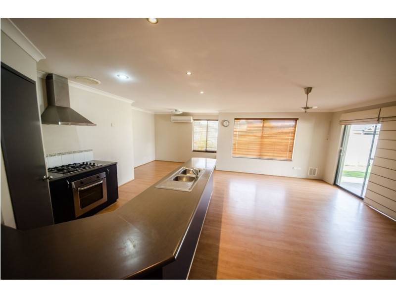 11 Dalyup Road, Southern River WA 6110