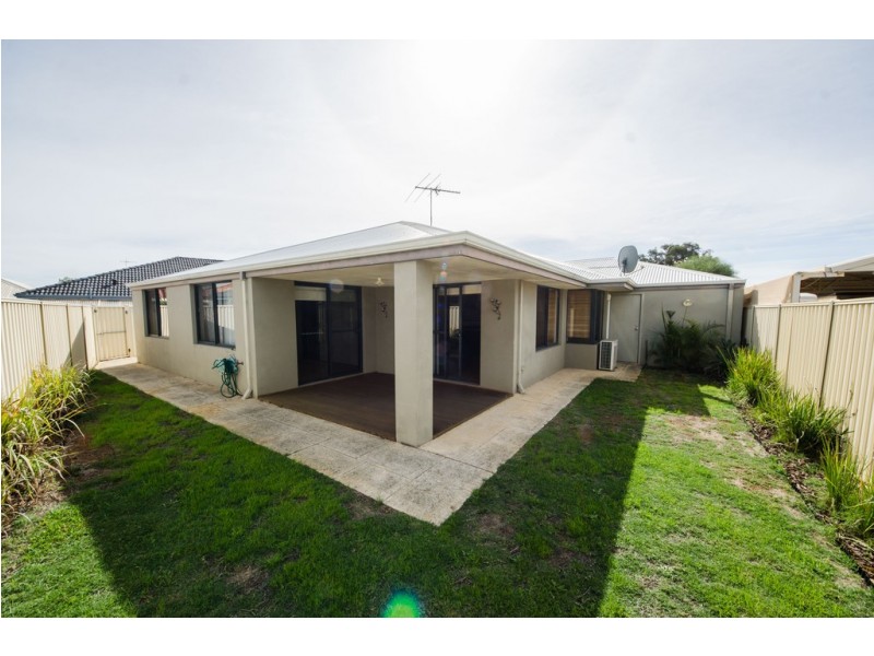 11 Dalyup Road, Southern River WA 6110