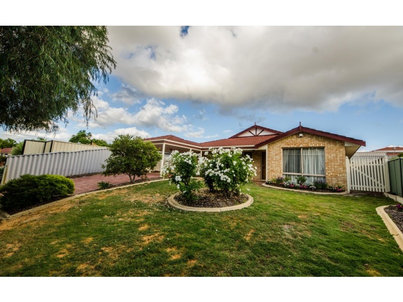 6 Woodspring Trail, Canning Vale WA 6155