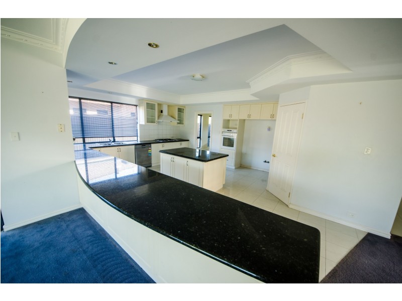 28 Parkview Drive, Southern River WA 6110