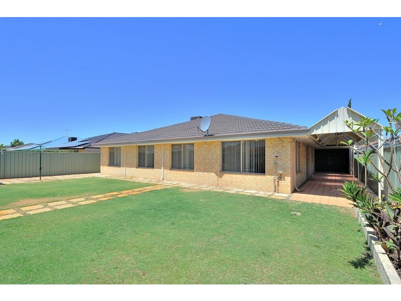 17 Froudist Circle, Southern River WA 6110