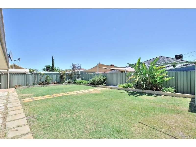 17 Froudist Circle, Southern River WA 6110