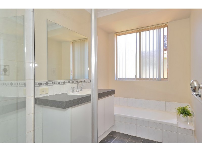 17 Froudist Circle, Southern River WA 6110