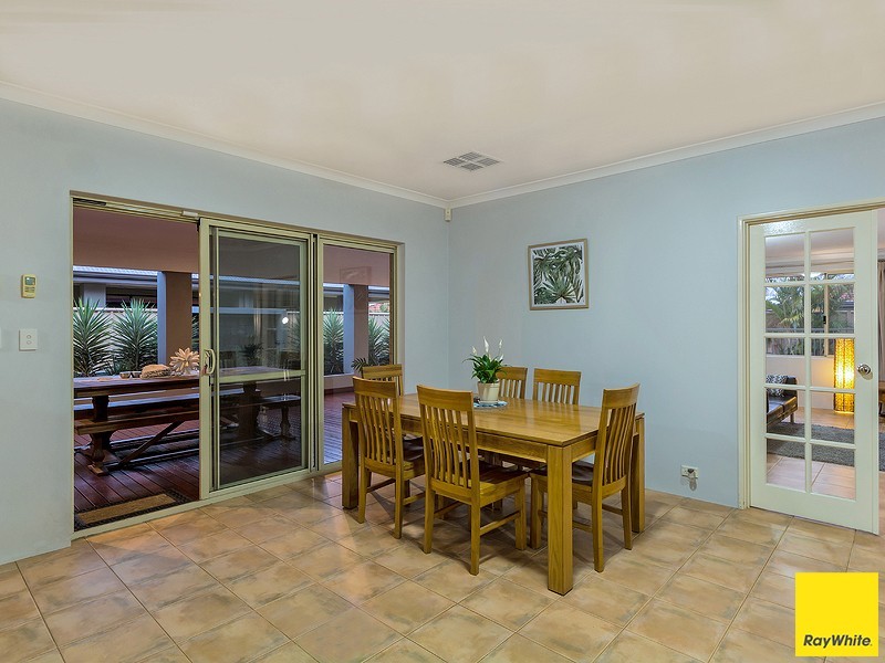 23 Piesley Promenade, Canning Vale WA 6155