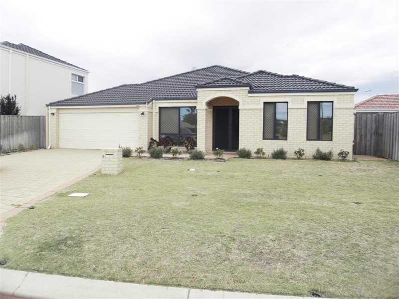 9 Caxton Parkway, Canning Vale WA 6155