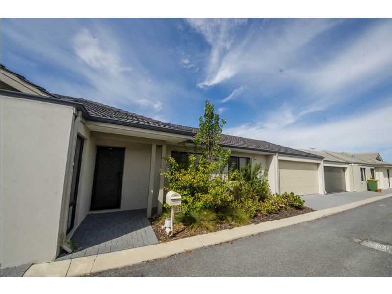 3/20 Heaney Way, Canning Vale WA 6155