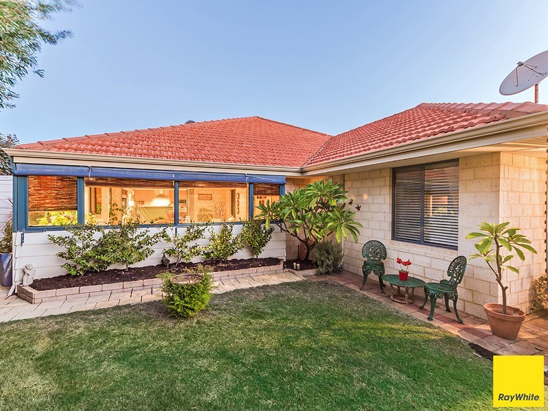 29 Lomandra Drive, Canning Vale WA 6155