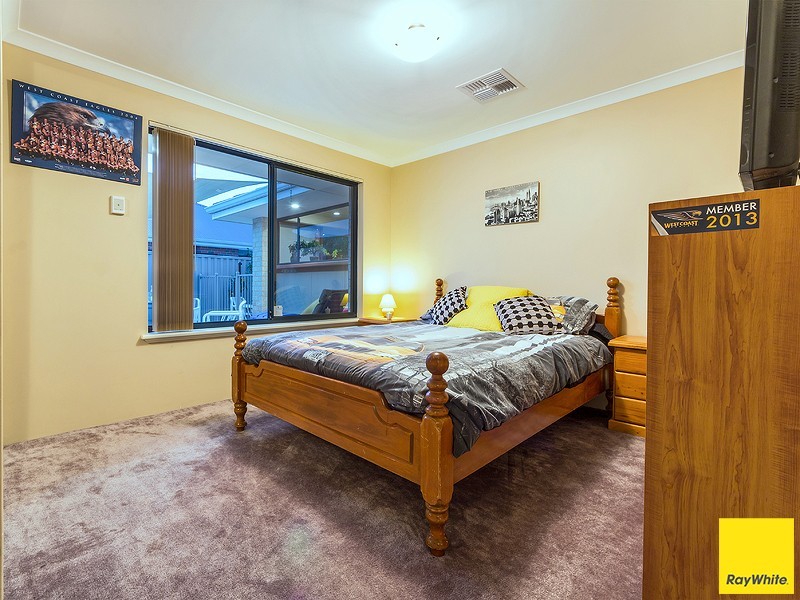 11 Tenterfield Green, Harrisdale WA 6112