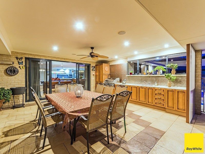 11 Tenterfield Green, Harrisdale WA 6112