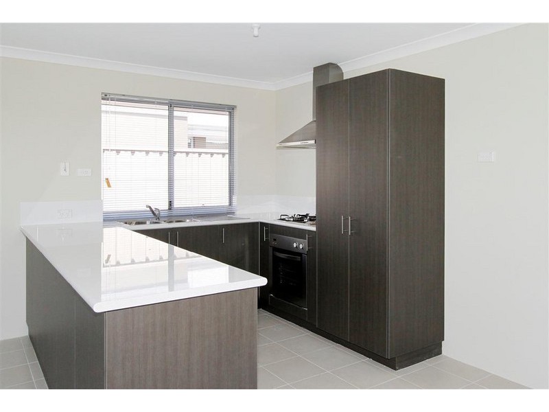 11B Baystone Parade, Harrisdale WA 6112