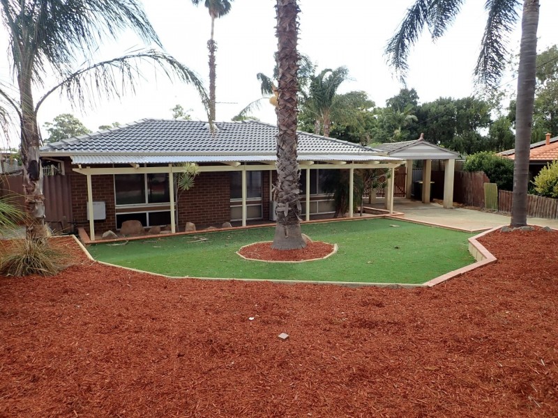 59 Murchison Way, Gosnells WA 6110