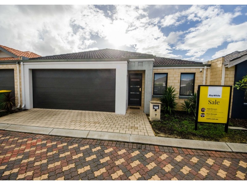7/26 Churchill Green, Canning Vale WA 6155