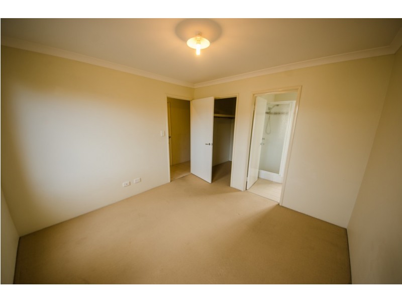7/26 Churchill Green, Canning Vale WA 6155