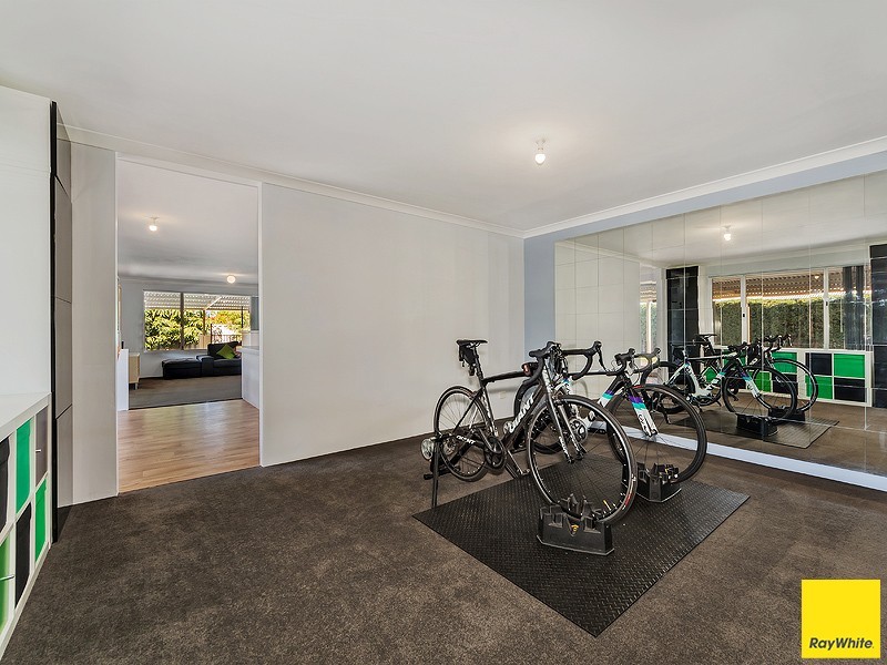 156 Harpenden Street, Huntingdale WA 6110