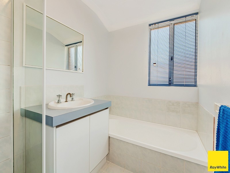 156 Harpenden Street, Huntingdale WA 6110