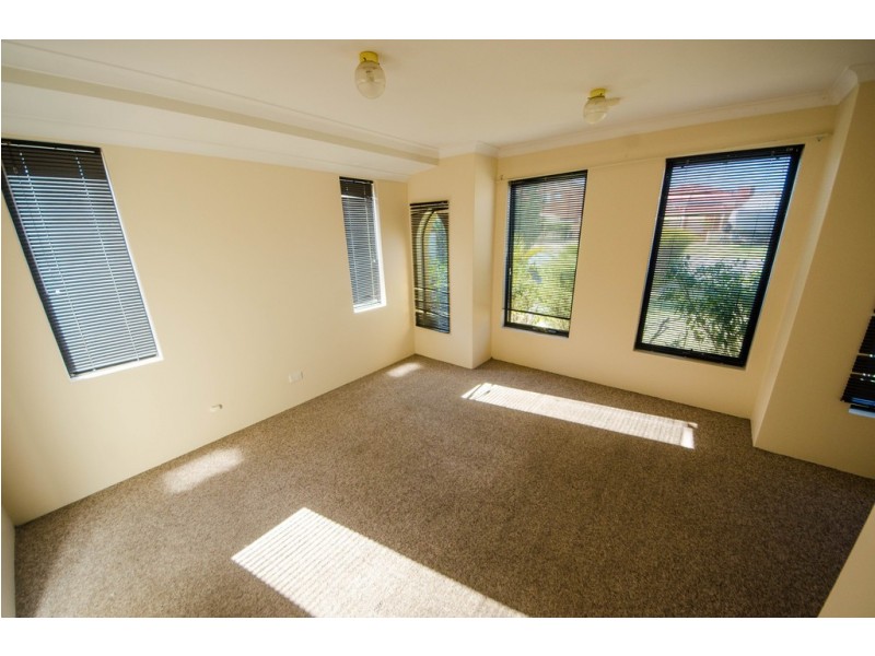 9 Tincurrin Drive, Southern River WA 6110