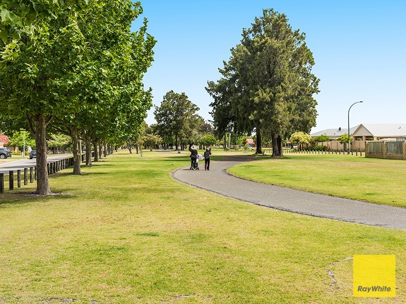 22 Morton Loop, Canning Vale WA 6155