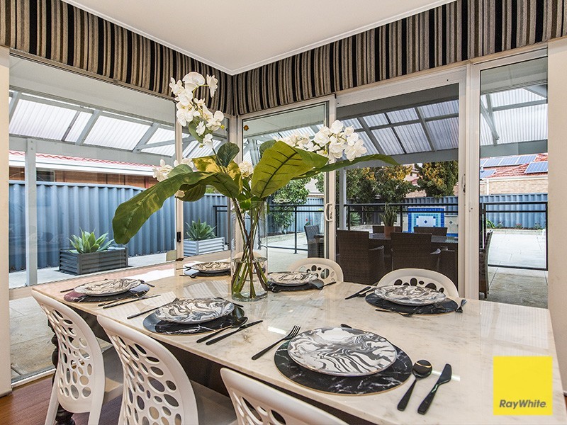 19 Waten Place, Canning Vale WA 6155