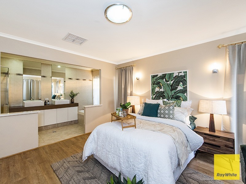 19 Waten Place, Canning Vale WA 6155